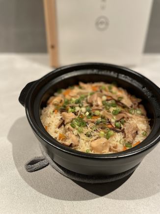 Lunch only: Choose from our selection of clay pot dishes