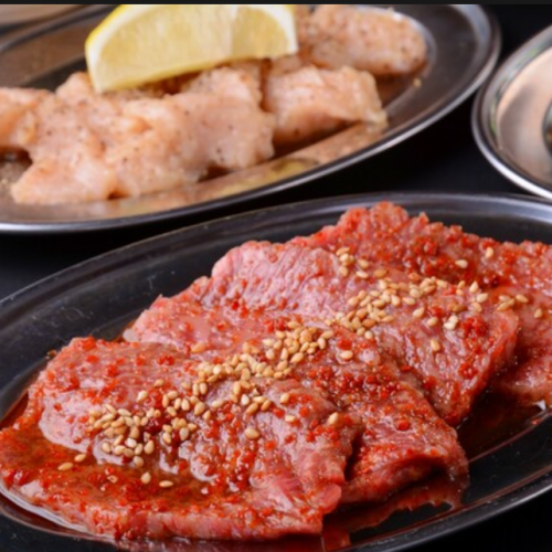 ●自家製タレと上質肉●