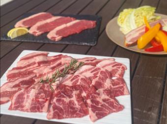 [600g meat ◎] 5 items including sausages and bacon! Barbecue set 5,000 yen (tax included)