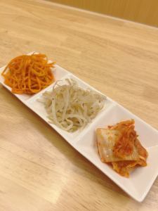 三種namul的拼盤