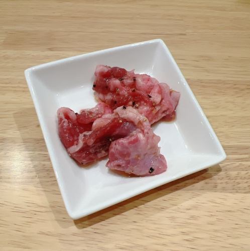 タンシタ