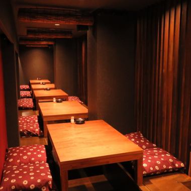 Semi-private room digging up to 24 people seat ♪