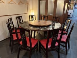 チャイナ雰囲気が満点 円卓テーブル!!