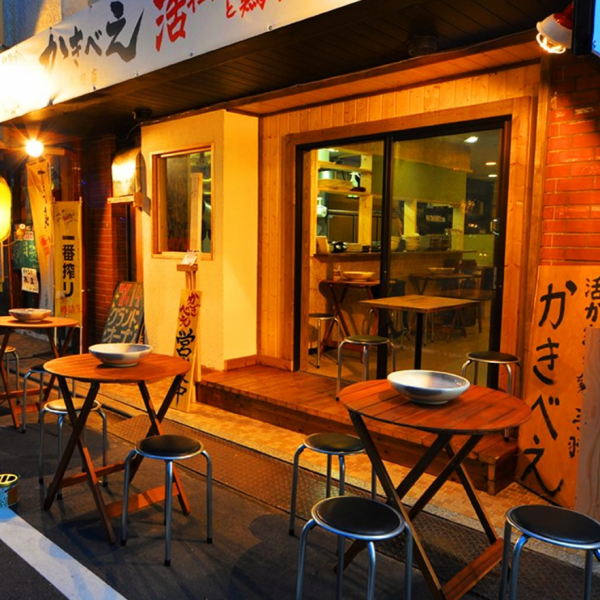 Our shop is JR [Akabane Station] 3 minutes on foot from the east exit ◎ Good access! If you want to eat delicious oysters, please visit «shellfish bar crabs» »Try drinking with oysters and beer tonight Tonight ? 【Chart / Course / Banquet / Girls Association】