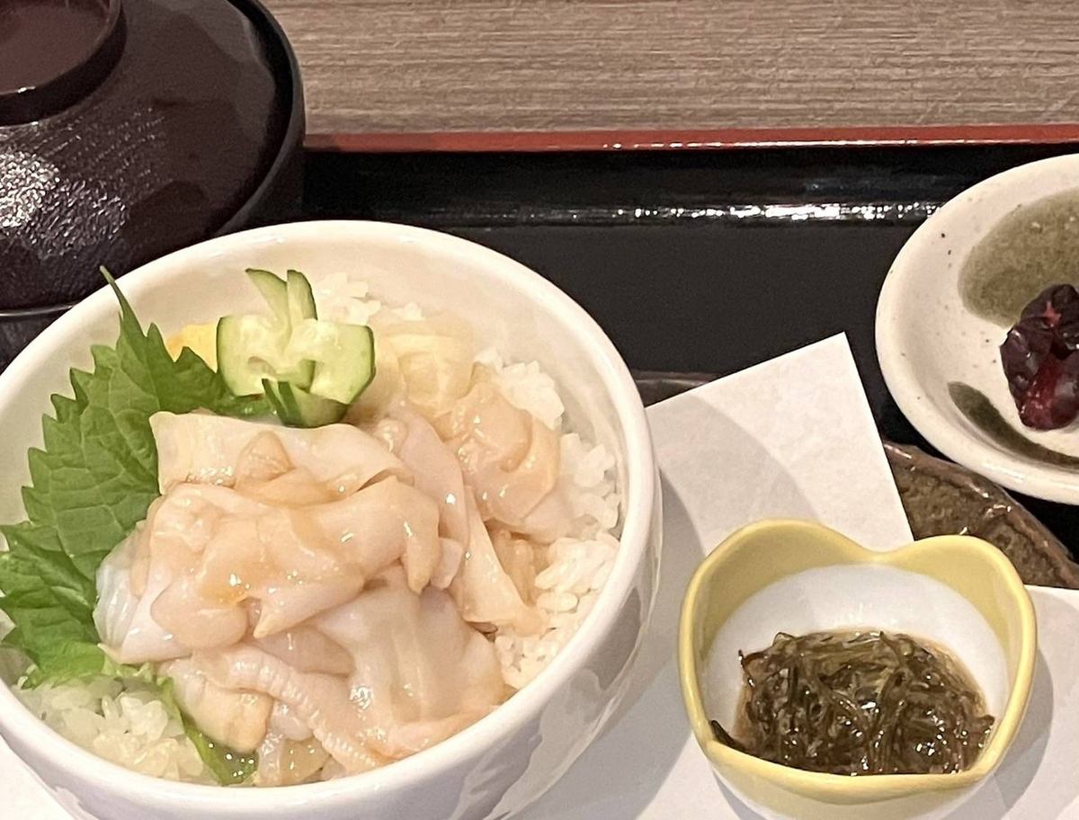 毎日仕入れる新鮮な海の幸をご堪能ください♪