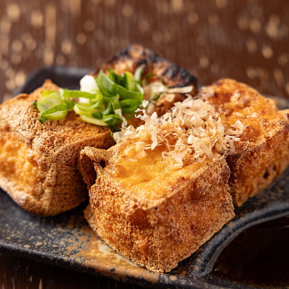 平日14～17時限定☆昼飲みセット2杯+焼鳥2本+小鉢1品770円(税込)