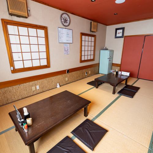 2階貸し切りは8名様~最大12名様で貸切可能、各種ご予約承ります☆歓迎会・打ち上げ・送別会・クリスマス会・同窓会といったイベント、暑気払い・新年会・忘年会といった季節宴会、記念日パーティ・宴会・親族のお集まりなど、様々なシーンでご利用頂けます◎日時・人数・ご予算など店舗までお気軽にご相談ください♪