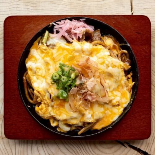 半熟チーズオムそば