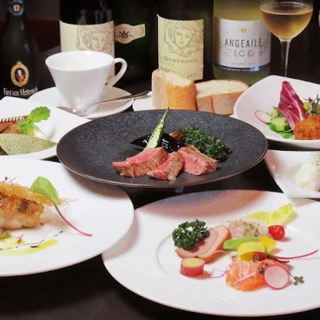 《ランチ》お昼のコース　全6品3080円（税込）　※要予約