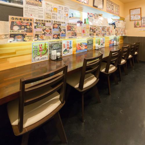 迅速なサービスを受けながら、カジュアルな雰囲気の中で気軽に美味しい料理を味わえます。心地よいひとときを堪能してみてはいかがでしょうか◎