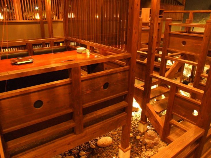 受歡迎的京都風格河床座位和Osami座位，最多可容納40人。增強的私人房間★