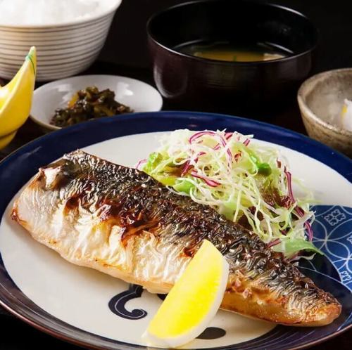 鯖塩焼