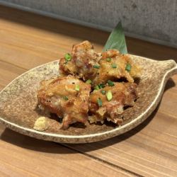 鶏もも肉の昆布〆唐揚げ