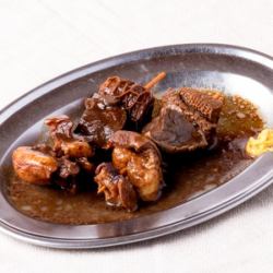 牛ホルモン串どて煮込み(1本)