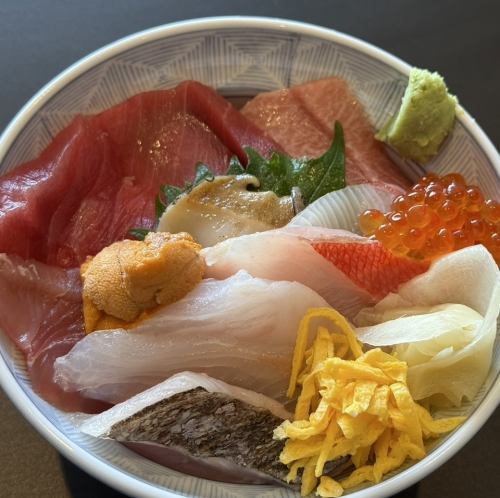 海鮮丼(白ご飯) 特上