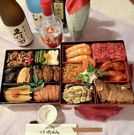 【12/30午前、午後・31午前中 店頭受取限定】特製手作り二段お重（全12品）おせち