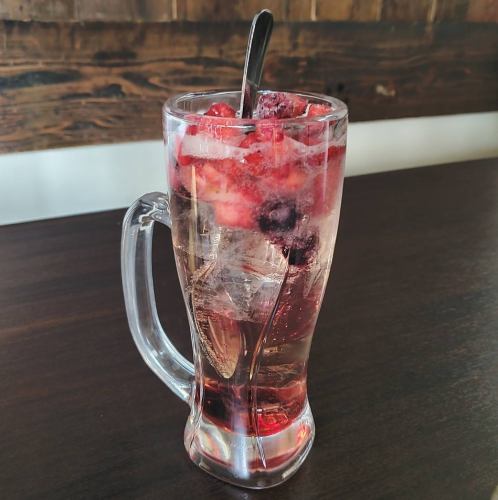 ラズベリーハイボール