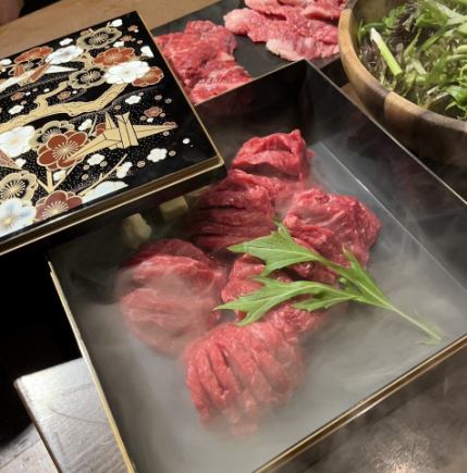 歓送迎会に赤身牛の玉手箱コース6600円(税込)⇒6050円(税込) 飲み放題付き