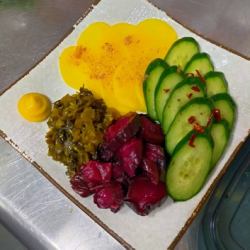 お新香盛り合わせ