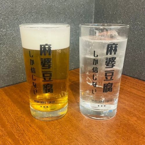 我正在吃午餐和喝酒