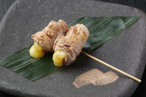 肉巻きしそチーズ串(1本)
