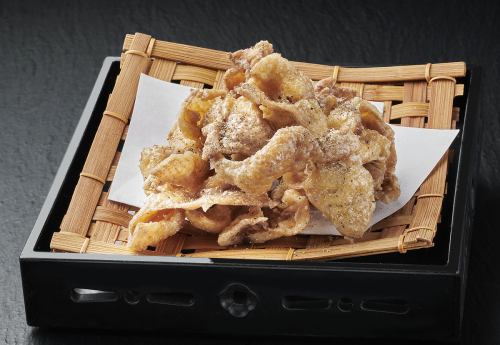 鶏皮パリパリ揚げ
