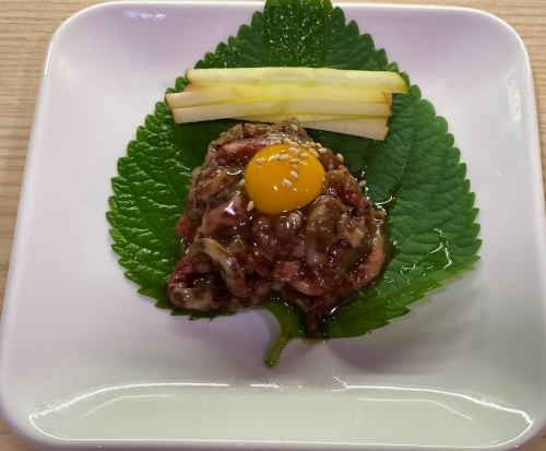 炙烤日本牛大腿肉（Yukke 风格）