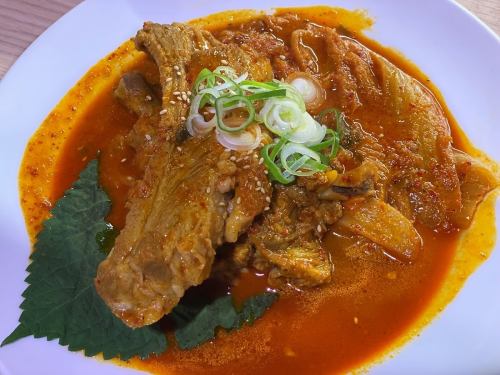 Steamed pork spareribs aged kimchi