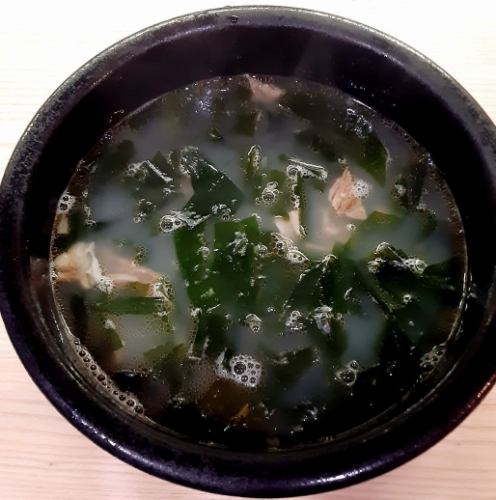 裙帶菜湯