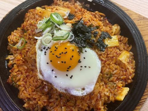 Iron plate kimchi fried rice