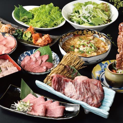 当店名物、精肉店だからこそ味わえるムカデ焼きも楽しむことができるコースでございます。