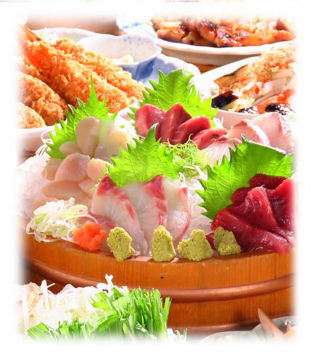 【★旬コース★2時間飲み放題付】お刺身三点盛り、海鮮あられ丼等!全7品4500円(税込)