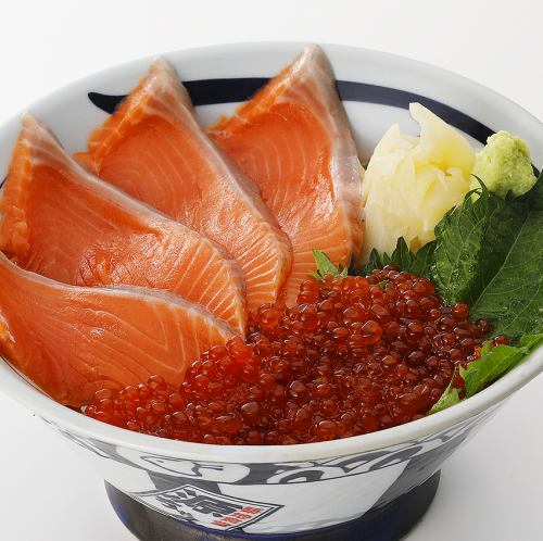 サーモン親子丼 (酢飯/味噌汁)