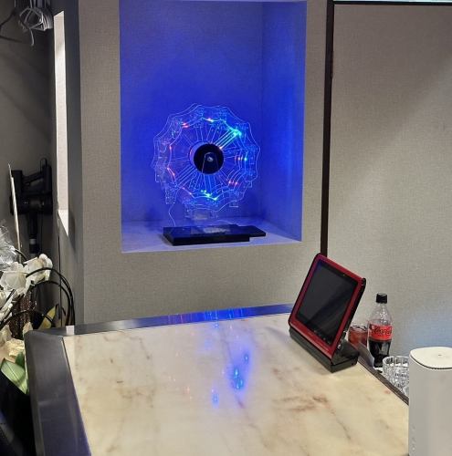 店内にカラオケ設備あり★