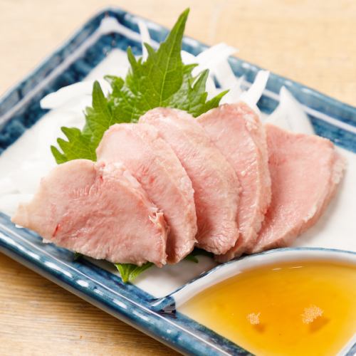Low temperature cooked tongue sashimi