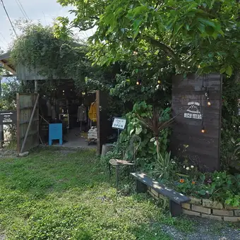 グループでの本格手ぶらBBQや中規模の飲み会にベストマッチ◎。ご親族の集まり、会社の歓送迎会、お仲間での二次会など、みんなでワイワイ賑やかに楽しみたいシーンを盛り上げます♪。丹波の大自然が織りなす圧倒的な開放感の中で、ジューシーなお肉を豪快に囲んで乾杯を！