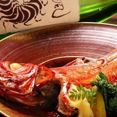 我們還提供各種美味佳餚和清酒供您搭配享用。
