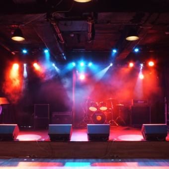 ≪貸切特典≫設備充実ステージ◎毎週ライブが行われる本物のステージで二次会余興などもOK♪ライト・スモーク等も！
