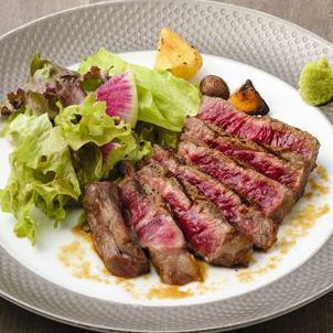 Juicy grilled steak cooked at low temperature