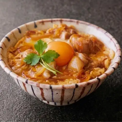 はかた地鶏のふわとろ親子丼