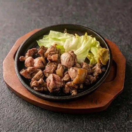 博多地鶏の炭火焼き