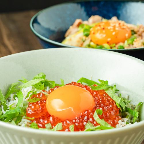 イクラちりめん丼