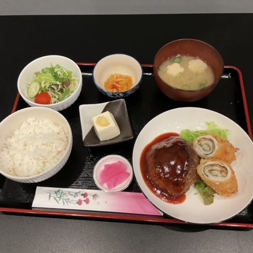 【納得のボリューム感】ハンバーグととりささみの梅しそチーズ巻き◆ハンササ定食　1,000円(税込)