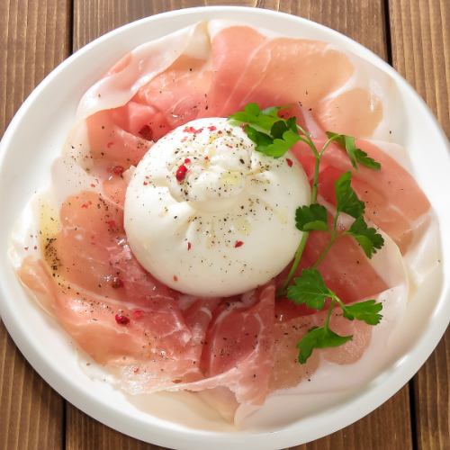 “Burrata cheese” adds gorgeousness and deep flavor to dishes