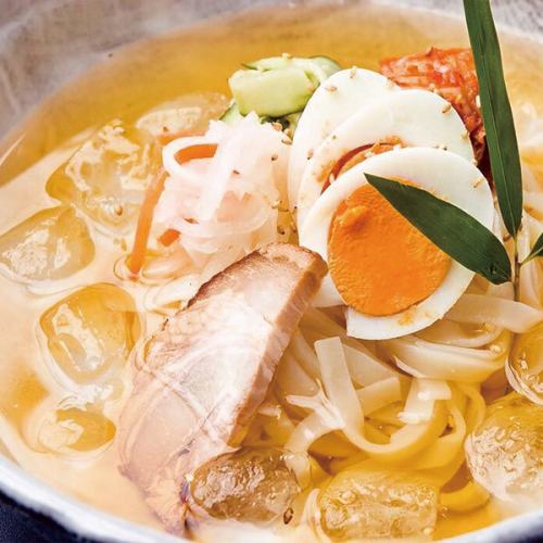 Morioka extra-thick cold noodles