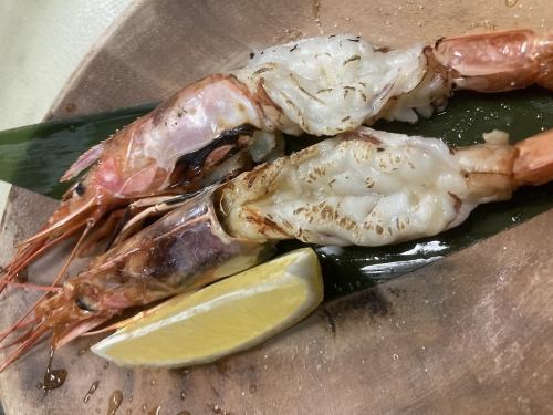 Grilled red shrimp (2 pieces)