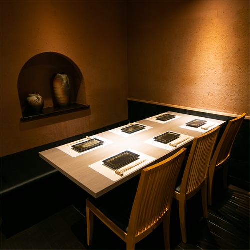 [Private room for 6 to 8 people] Protect your privacy in a completely private room with a door.Please spend your time without returning to your surroundings.Smoking is allowed (separate smoking areas are allowed only in private rooms) Paper cigarettes are allowed) *The image is an image of an affiliated store