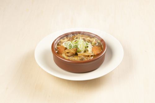国産豚もつ使用 もつ煮込み