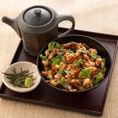 桜海老とイカのバラ天丼　-お出汁を添えて-
