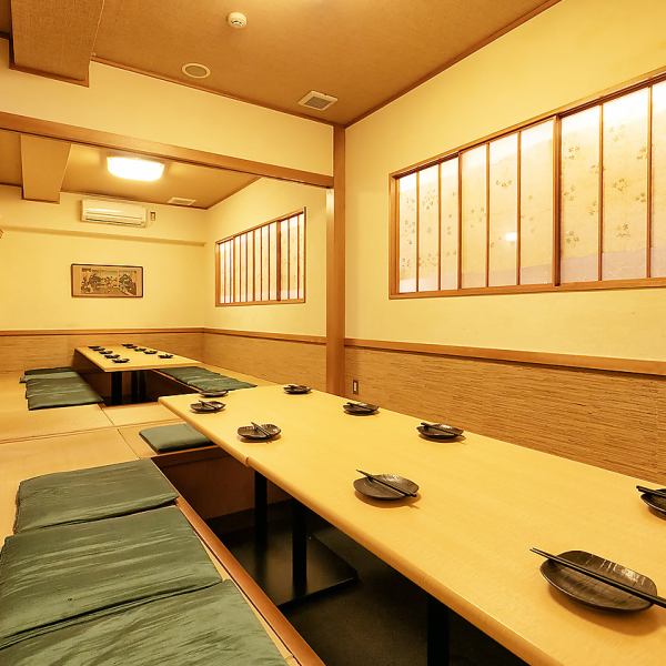 The calm Japanese-style seats are perfect for entertaining.We will guide you to the seats that match the number of people.Please use it for special days such as anniversaries and surprises.